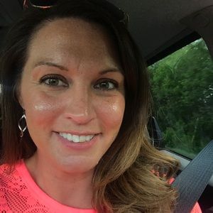 Meet your Posher, Nikki